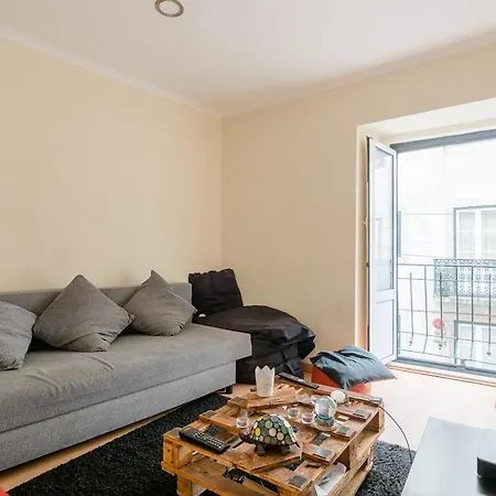 Apartment House In Mouraria - Heart Of